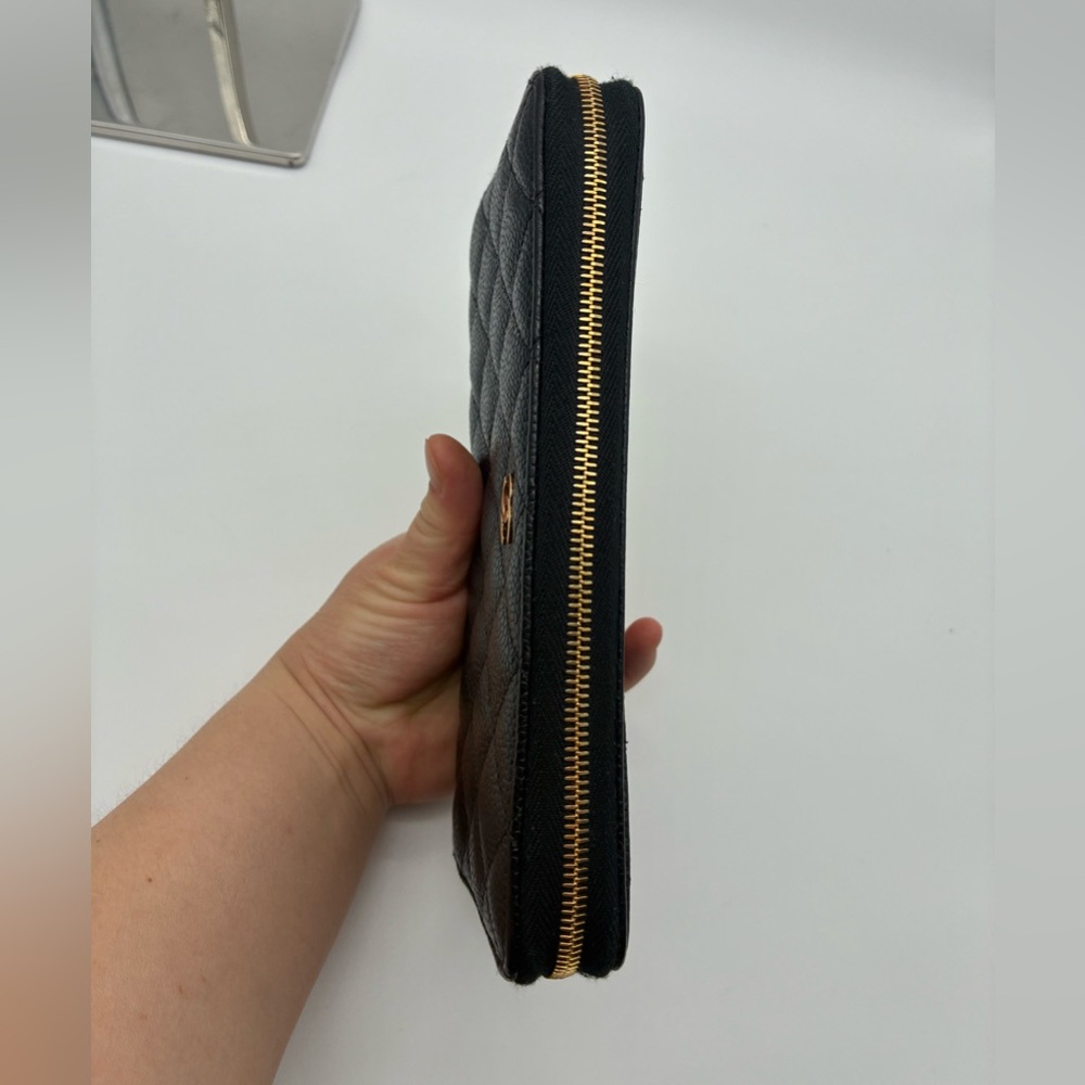 CHANEL CC GOLD HARDWARE BLACK QUILTED ZIP AROUND CAVIAR WALLET WITH BOX - Picture 10 of 17